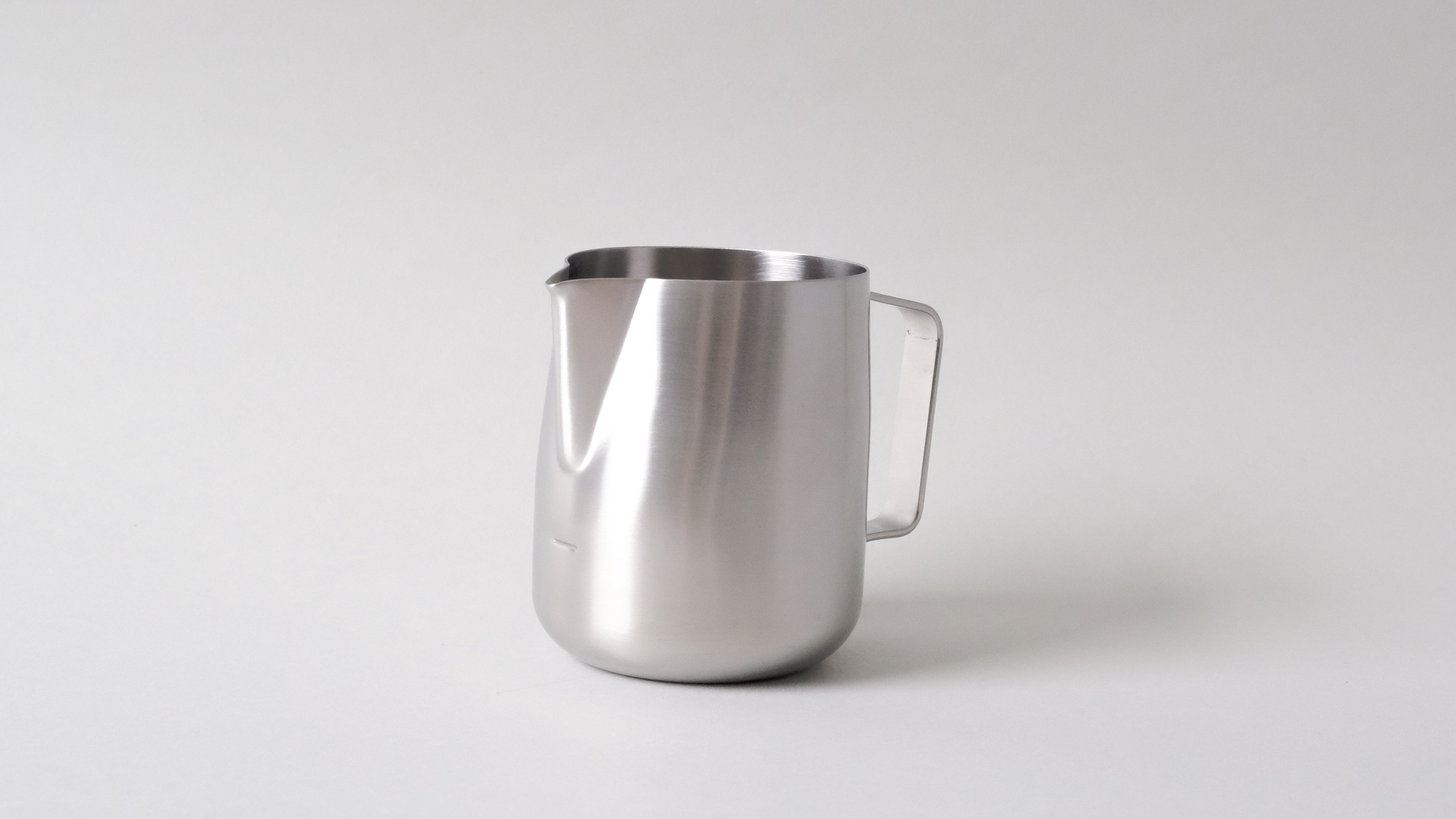 15OZ BRUSHED SILVER PITCHER WITH NARROW SPOUT