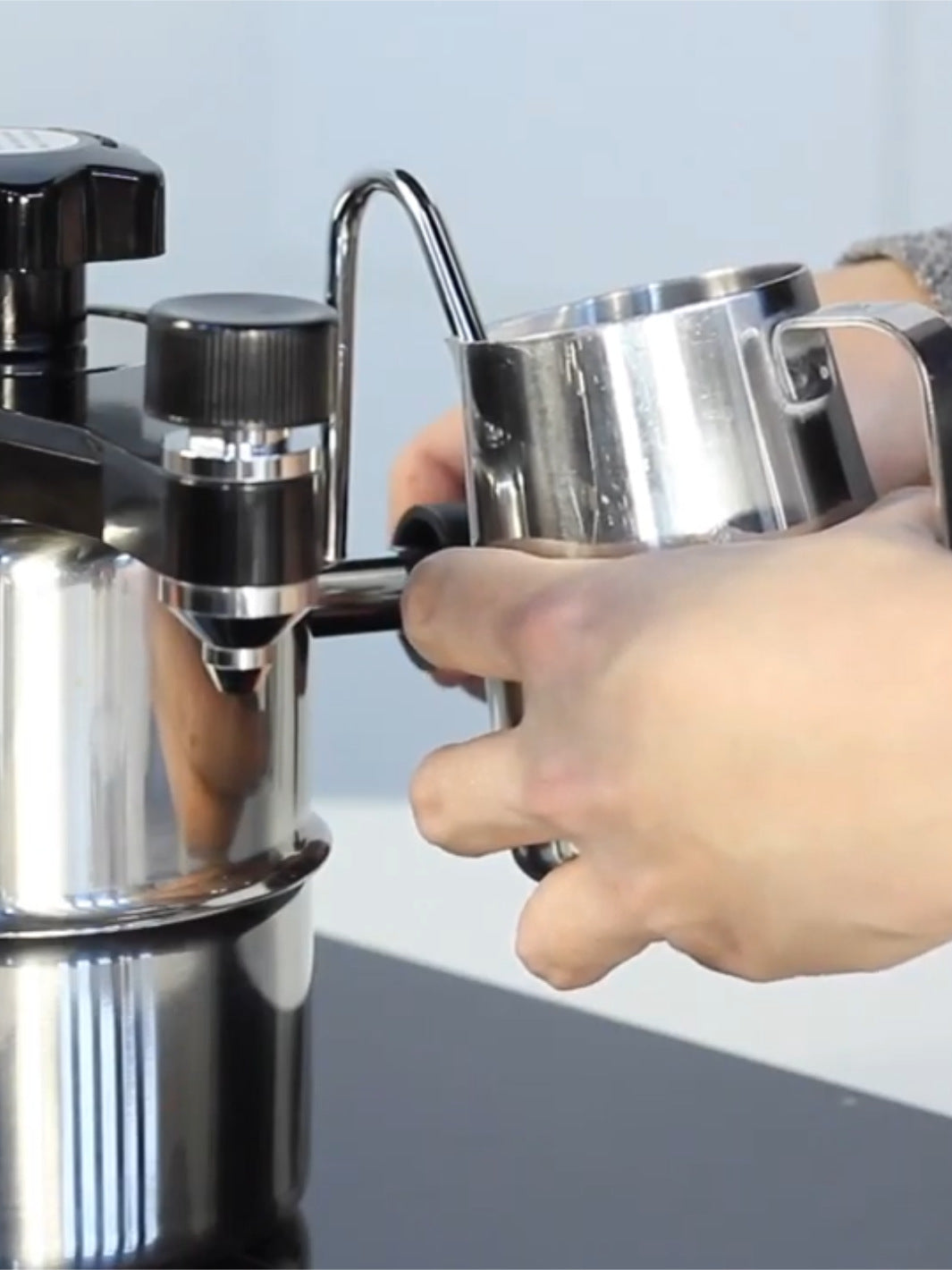 BELLMAN Stovetop Espresso & Cappuccino Maker with Pressure Gauge - CAFE FOLKA